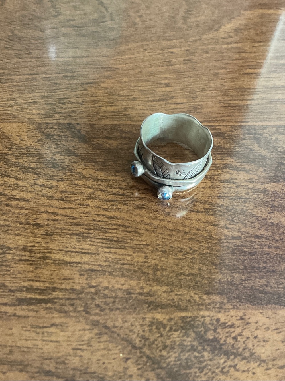 Silver pinky ring with aquamarine stones, size 5